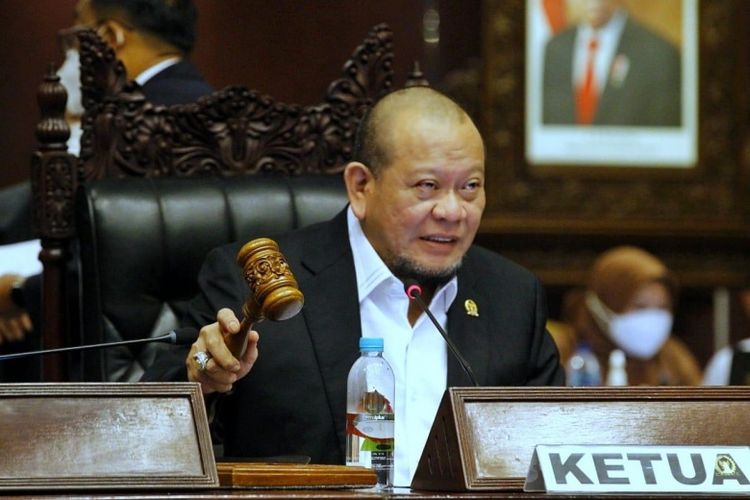 la nyalla korupsi