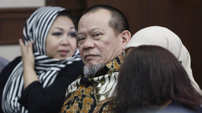 la nyalla lepas kasus korupsi